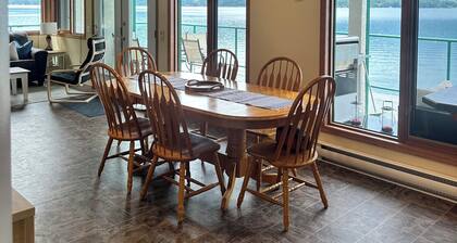 Gorgeous Lakefront 2 Level Penthouse Condo w/2 Private Balconies & Buoy!
