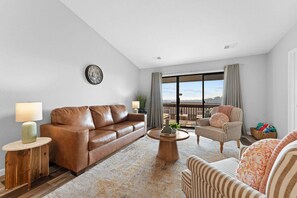 Smart TV - Condo in Kimberling City w Lake View_Cmty Pools_Free Attaction Tickets (Kimberling City)