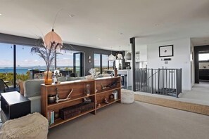 Interior - Mermaid  Bay Retreat (Bridport)