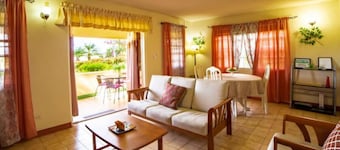 Nice 2-bedroom house with AC in delightful Saint Johns