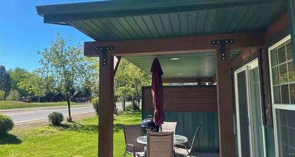 Davis Beach Getaway, Golf & Beach Access! Pets OK!