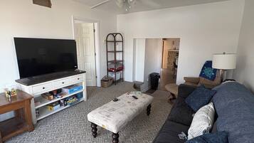 Smart TV, video games