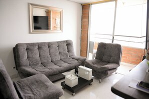 Living area - Comfortable and cozy apartment in Medellín! (Medellín)