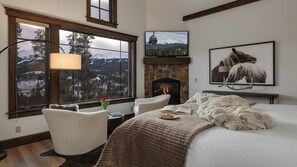 5 Schlafzimmer, Schreibtisch, Bügeleisen/Bügelbrett, kostenloses WLAN