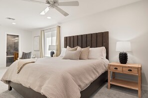 Room - 4 BR Scottsdale Retreat with Private Pickleball Ct, Heated Pool & Hot Tub (Scottsdale)