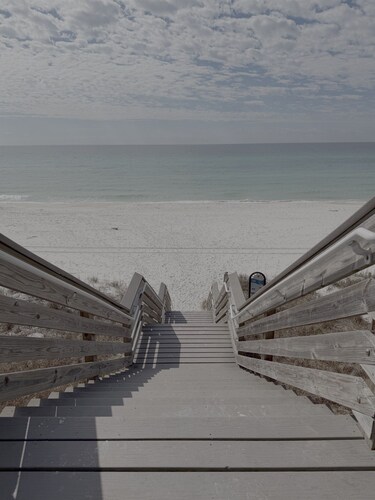 30A Luxury Motorhome | Steps from Beach