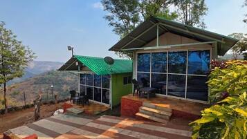 Deluxe Double Room | Terrace/patio