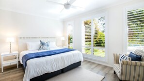 Iron/ironing board, travel cot, free WiFi, bed sheets - Delamere - Pet Friendly with Firepit & Fireplace (Culburra Beach)