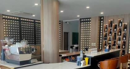 The Rich Cafe & Hostel