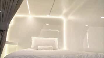 In-room safe, desk, free WiFi, bed sheets