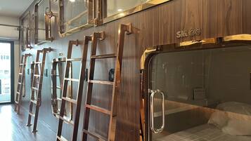 In-room safe, desk, free WiFi, bed sheets