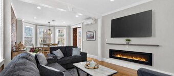 Modern 2BR/2BA Near Saratoga Race Track, Troy, Albany & Hospitals/Sleeps 6