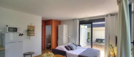 1 Schlafzimmer, Bügeleisen/Bügelbrett, kostenloses WLAN, Bettwäsche