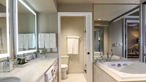 Shower, jetted tub, hair dryer, towels