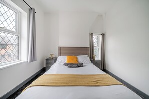 3 bedrooms, WiFi, bed sheets