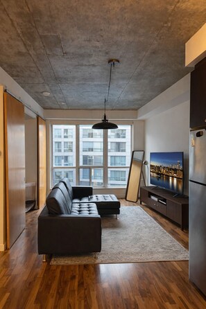 Living area - Modern Loft 1BD/1BA in King West (Toronto)