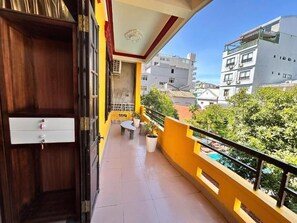 Property grounds - Hue Imperial Hostel (Thuan Hoa)