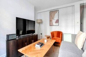 Smart TV - Luxury 1bed flat Marylebone (London)
