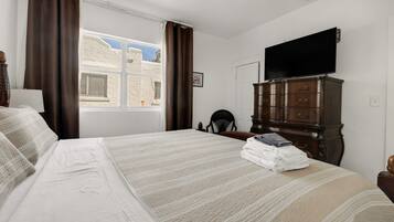 Deluxe Room, Garden View