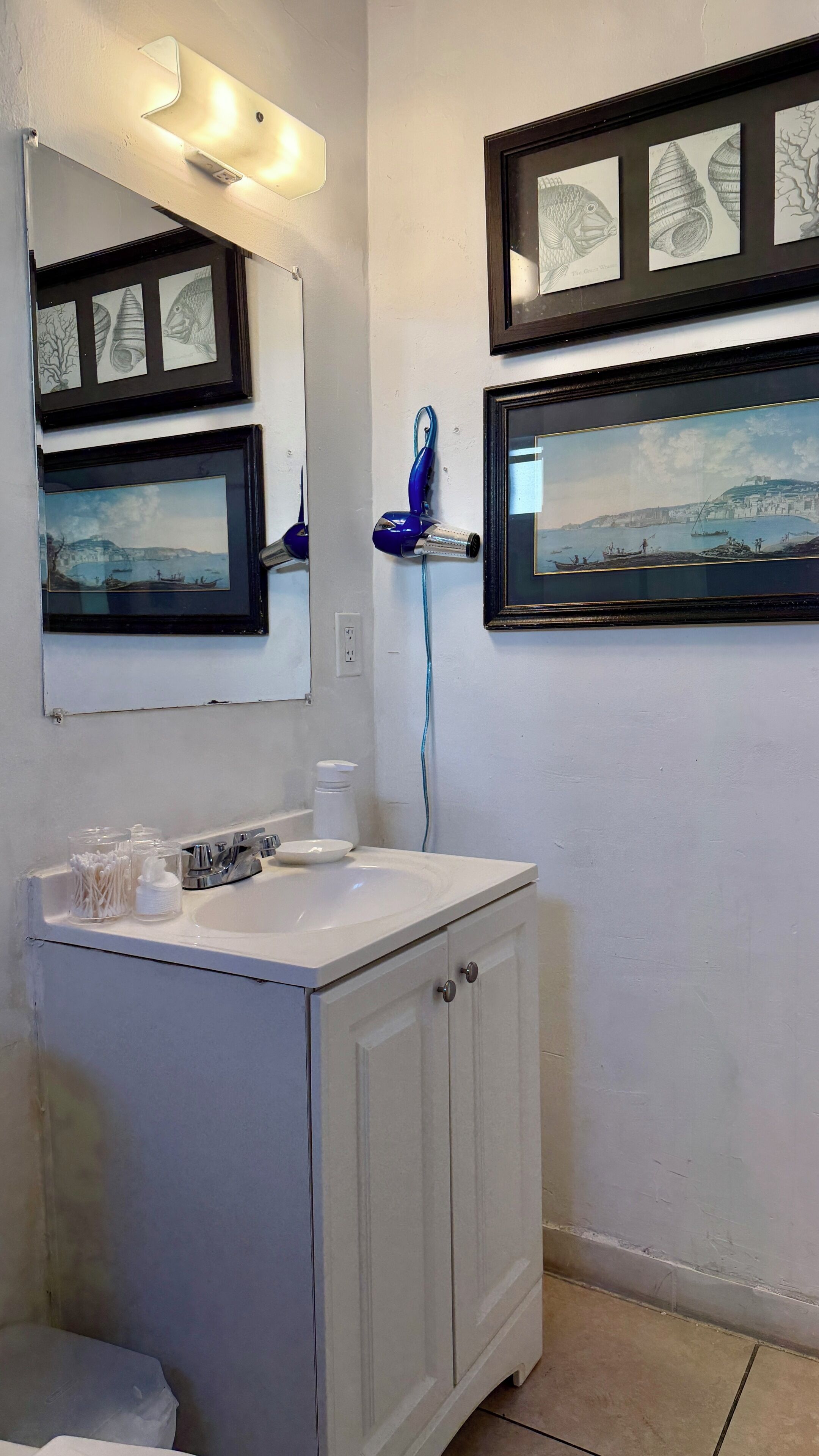 Deluxe Room, Garden View | Bathroom