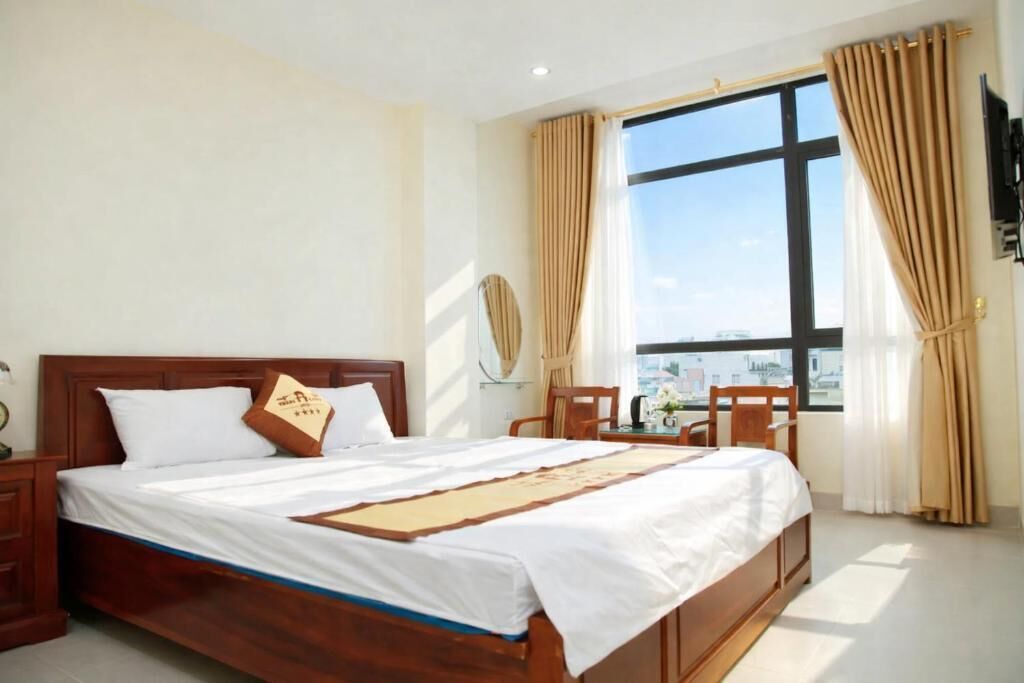 Estúdio clássico, sacada, vista para a cidade