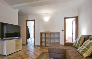 Smart TV - 3 bedroom pet friendly apartment in Varazze (Varazze)