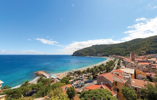 3 bedroom cozy apartment in Varazze