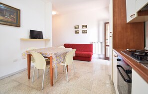 Interior - Amazing apartment in Pescia Romana with WiFi (Pescia Romana)
