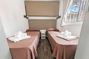 2 chambres, Wi-Fi gratuit, draps fournis