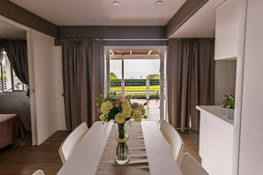Dining - Sea View - 40 Parallelo - Superior 11, Marina di Camerota, Italy (Marina di Camerota)