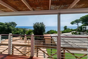 Property grounds - Sea View - 40 Parallelo - Deluxe 6, Marina di Camerota, Italy (Marina di Camerota)