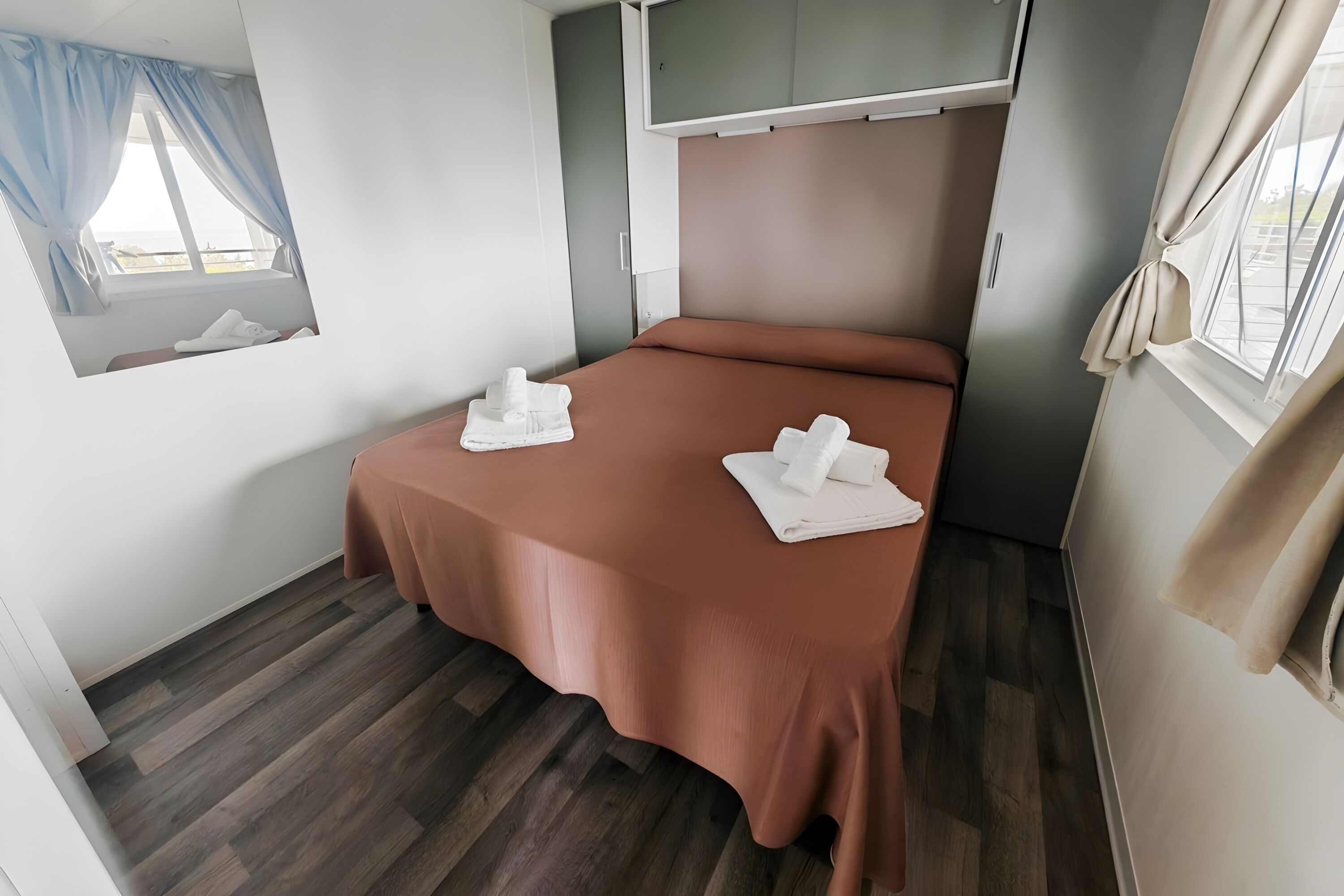 Wi-Fi gratuit, draps fournis