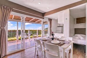 Dining area - Sea View - 40 Parallelo - Deluxe 2, Marina di Camerota, Italy (Marina di Camerota)