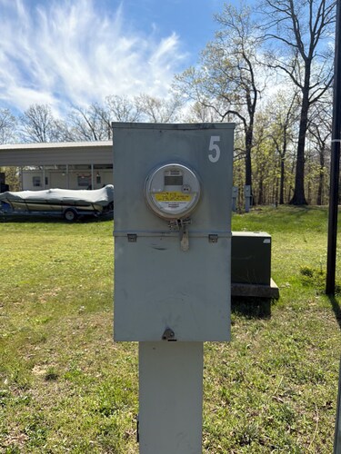 Tranquil campground in Camdenton perfect for your outdoor escape by the lakeside