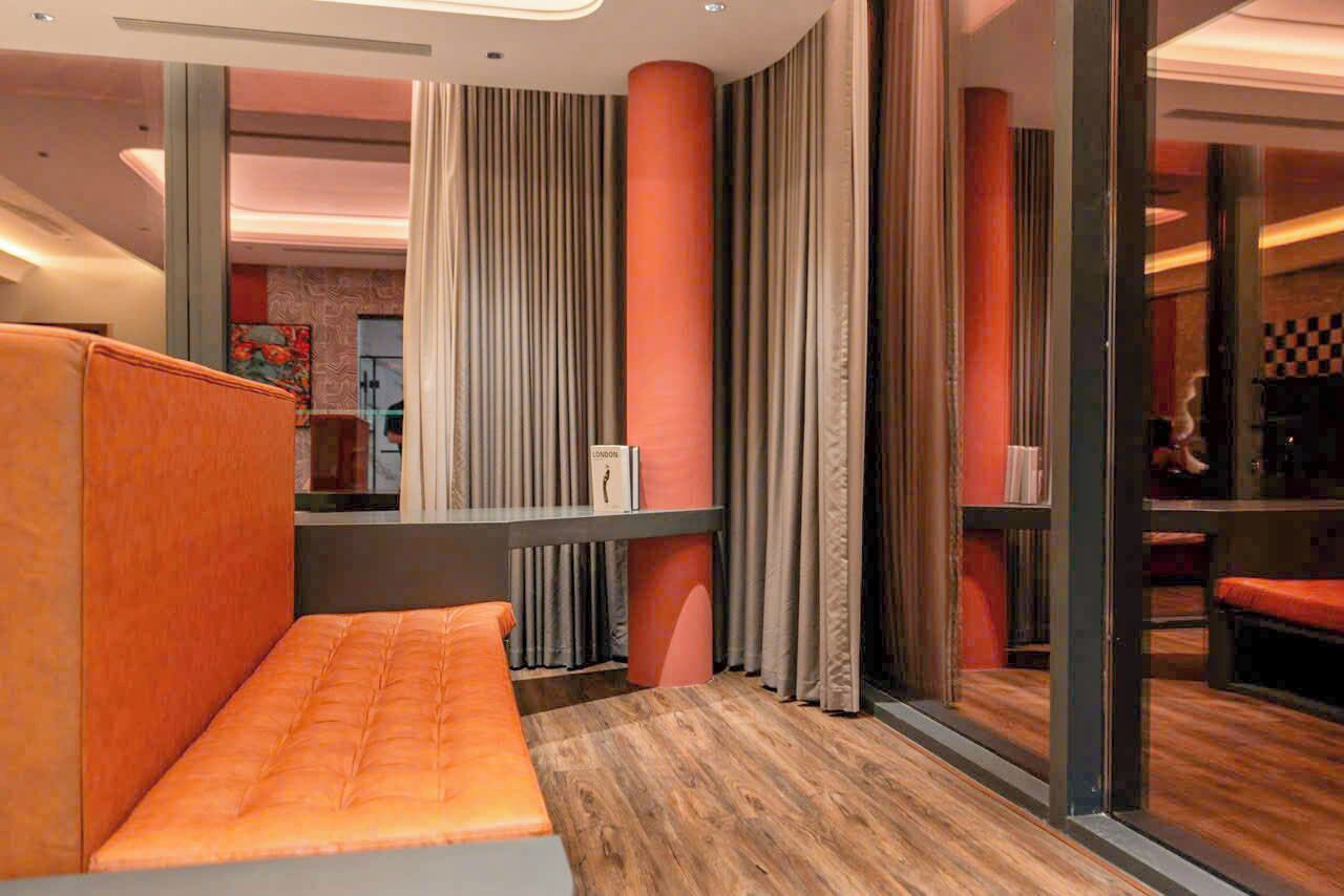 Royal Villa, River View