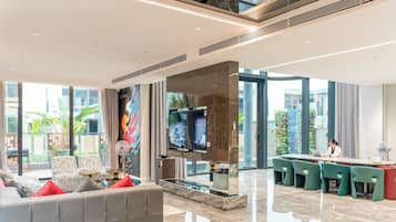 Royal Villa, River View