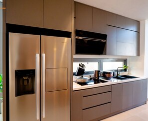 Junior Villa | Private kitchen - Regal Riverside Villas (Đa Nang)