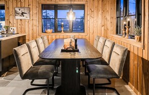 Dining - Lovely home in Flå with sauna (Flå)