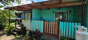 Economy Cabin, Courtyard View | Property grounds - Cabañas Henua Roa (Hanga Roa)