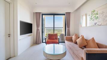 Two-Bedroom Apartment with City View | Bathroom | Shower, hair dryer, towels, soap
