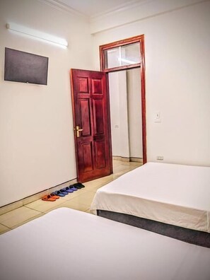 Basic Studio, Balcony, City View