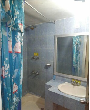 Bathroom - Hotel Amir International Mymensingh (Mymensingh)