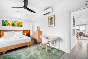 1 bedroom, desk, iron/ironing board, WiFi