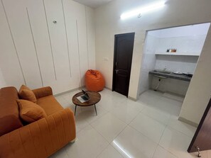 Living area - Slate Majestic 1 BHKs Sector 53 Noida (Noida)