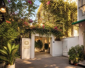 Exterior - Amana Boutique Hotel - Tran Quoc Thao (Xuan Hoa)