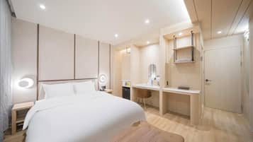 Avenue Superior Gold