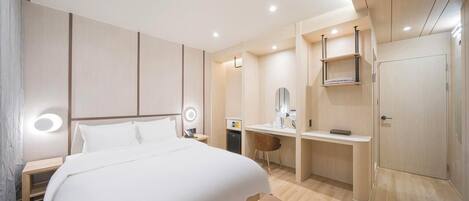 Avenue Superior Gold