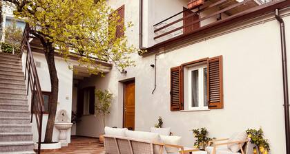Cozy apartment a stone's throw from Val Rosandra