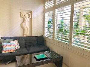 Living area - Beachside Family Retreat - Paradiso 111 (Tweed)