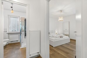 Family Apartment, Multiple Bedrooms (Margherita Apartment) | Bathroom | Shower, hair dryer, bidet, towels - Margherita Apartment (Malcesine)